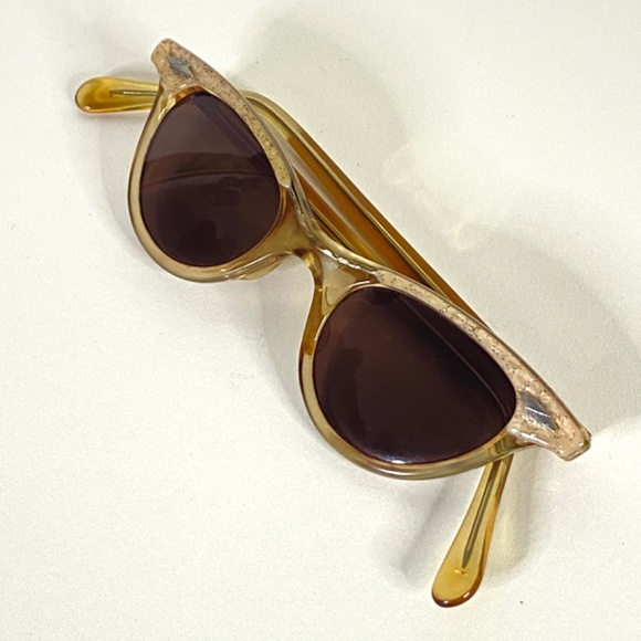 VTG Cateye Sunglasses Gold S/C-USA 40-20 Child 50s Atomic Retro MCM Mid Century - Picture 4 of 12